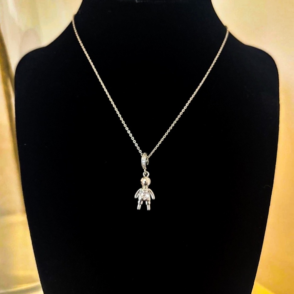 Silver CZ Heart Mom Necklace, 18k White Gold Plated, Mother’s Day Gift in Box - Picture 4 of 12